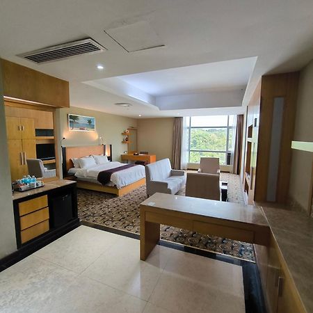 מירי Meritz Hotel מראה חיצוני תמונה