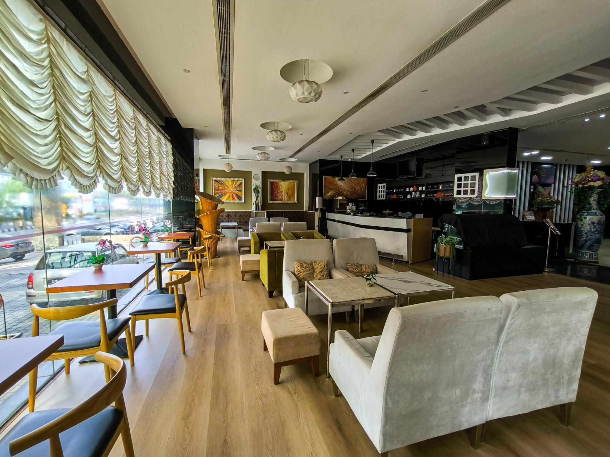 מירי Meritz Hotel מראה חיצוני תמונה