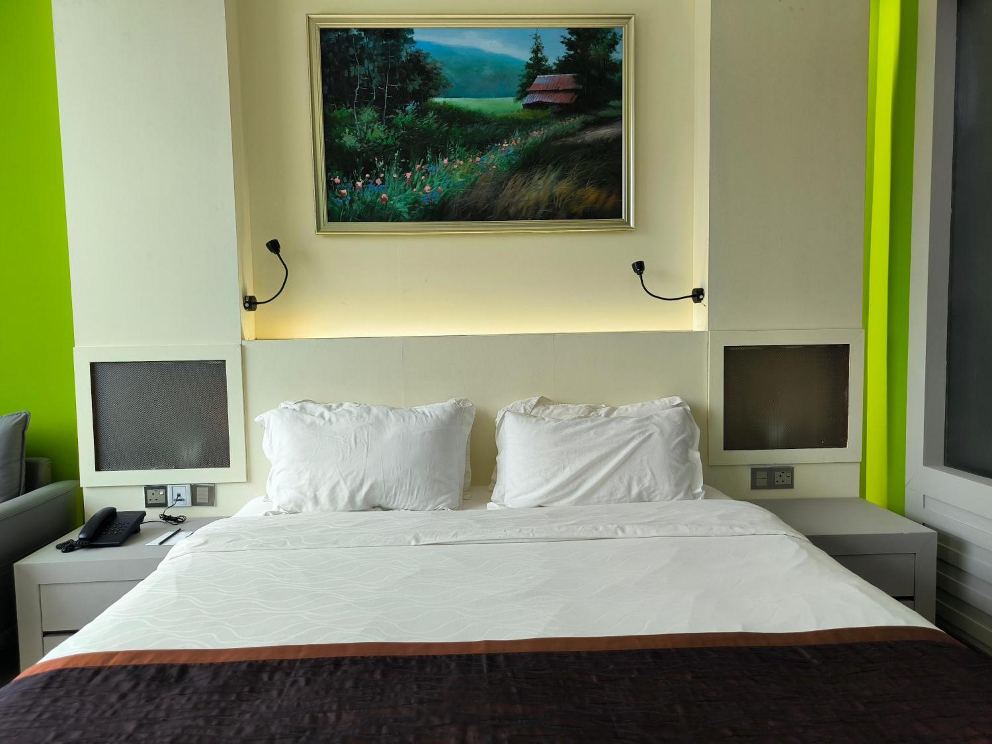 מירי Meritz Hotel מראה חיצוני תמונה