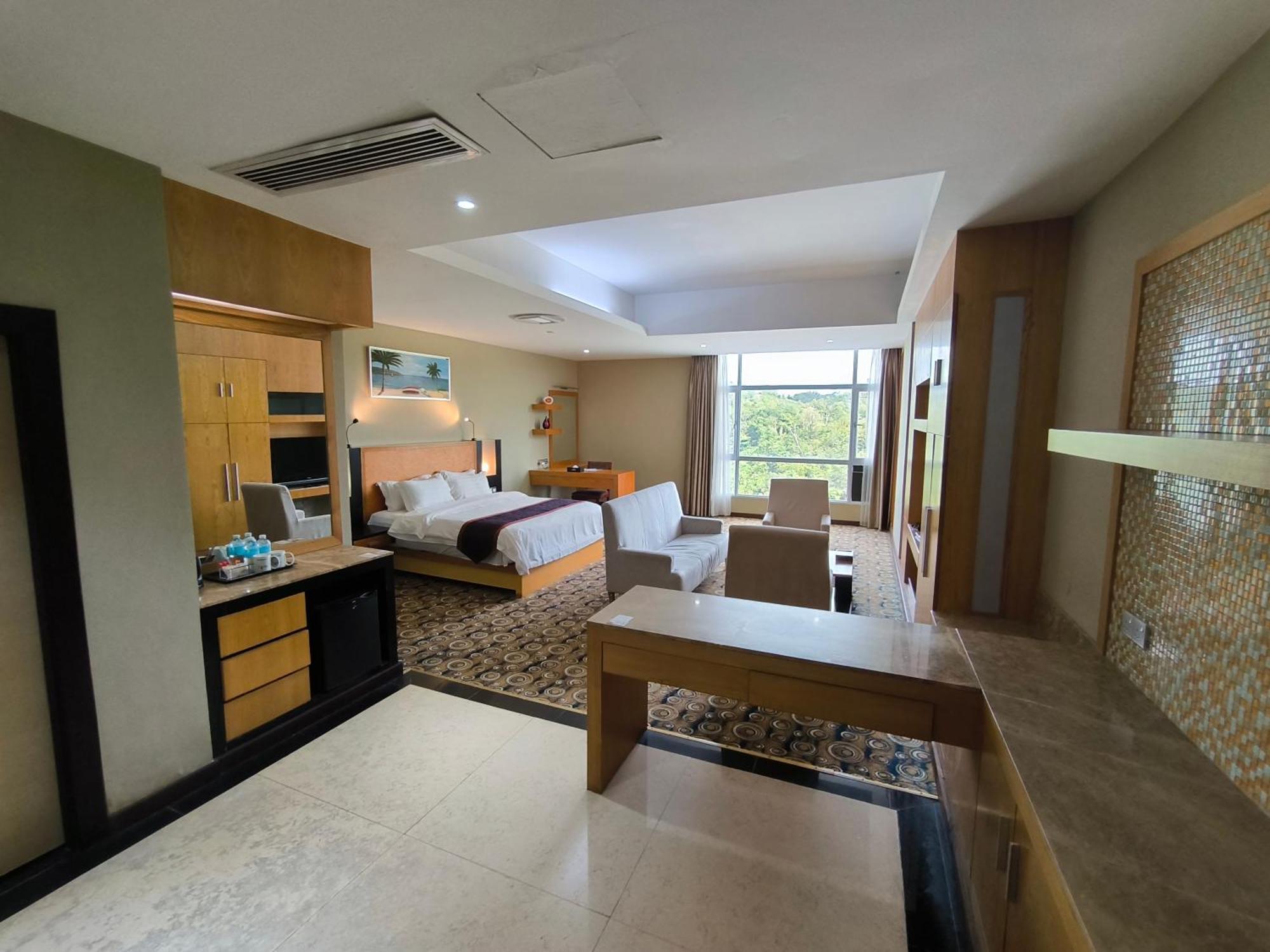 מירי Meritz Hotel מראה חיצוני תמונה