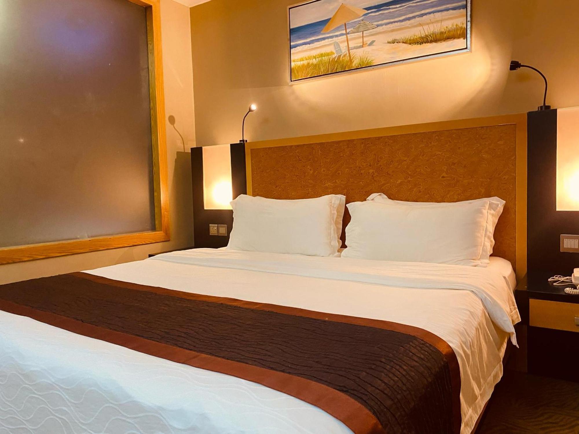 מירי Meritz Hotel מראה חיצוני תמונה