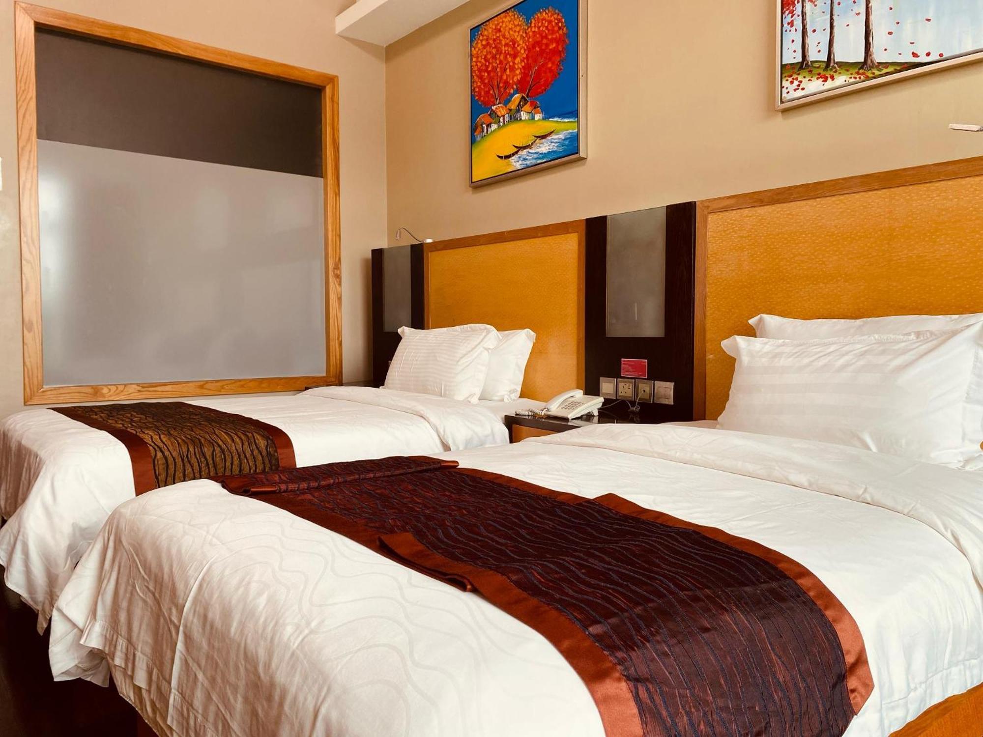 מירי Meritz Hotel מראה חיצוני תמונה